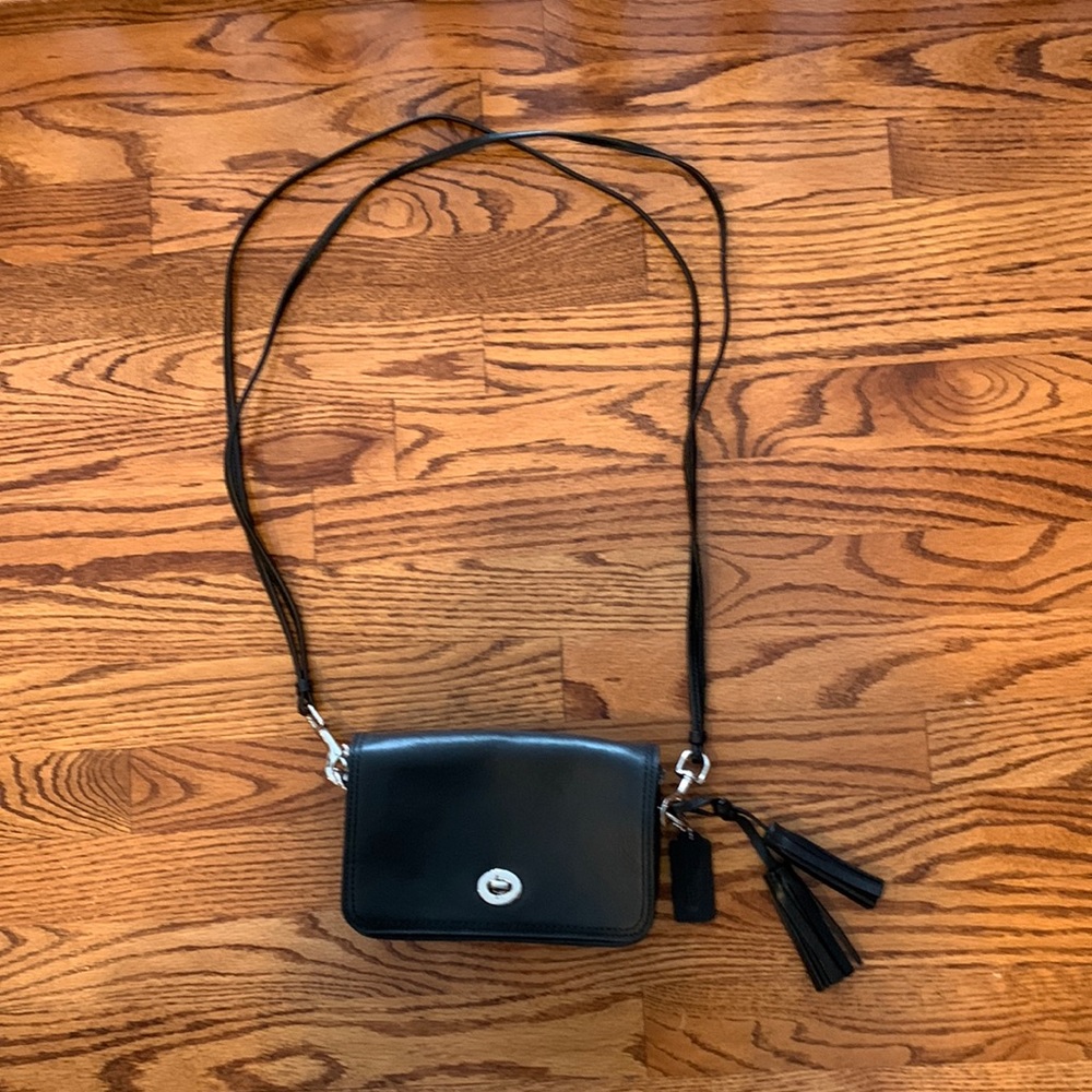 Coach black shoulder purse
